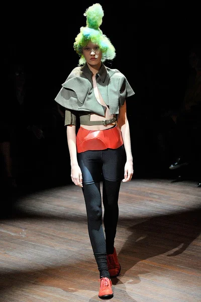 Look 23